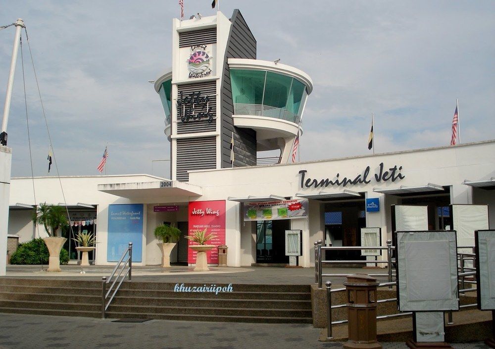 Hotel Dj Palace Lumut Exterior photo
