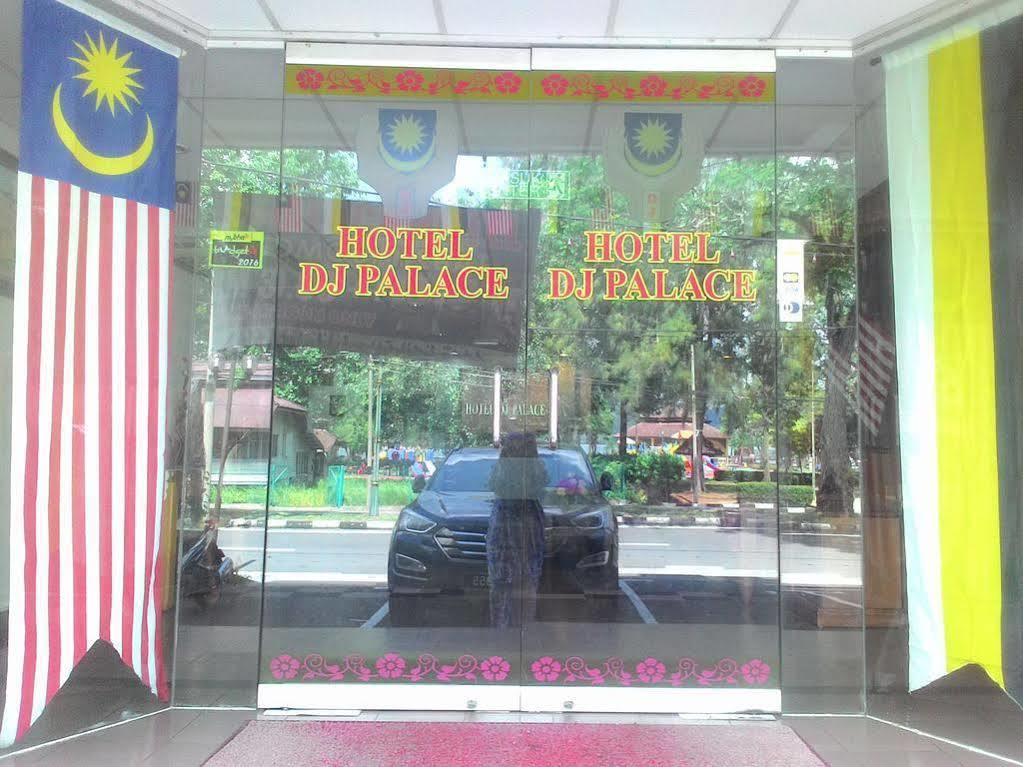Hotel Dj Palace Lumut Exterior photo