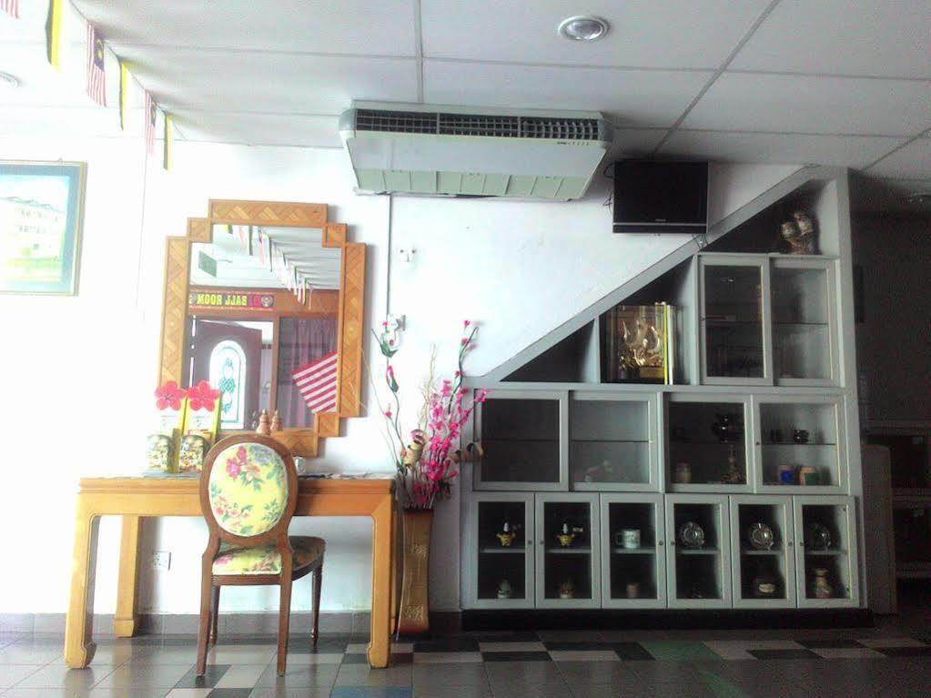 Hotel Dj Palace Lumut Exterior photo